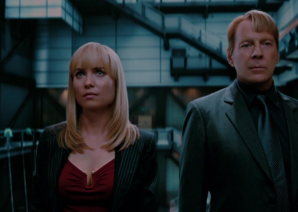 #34. Surrogates (2009)